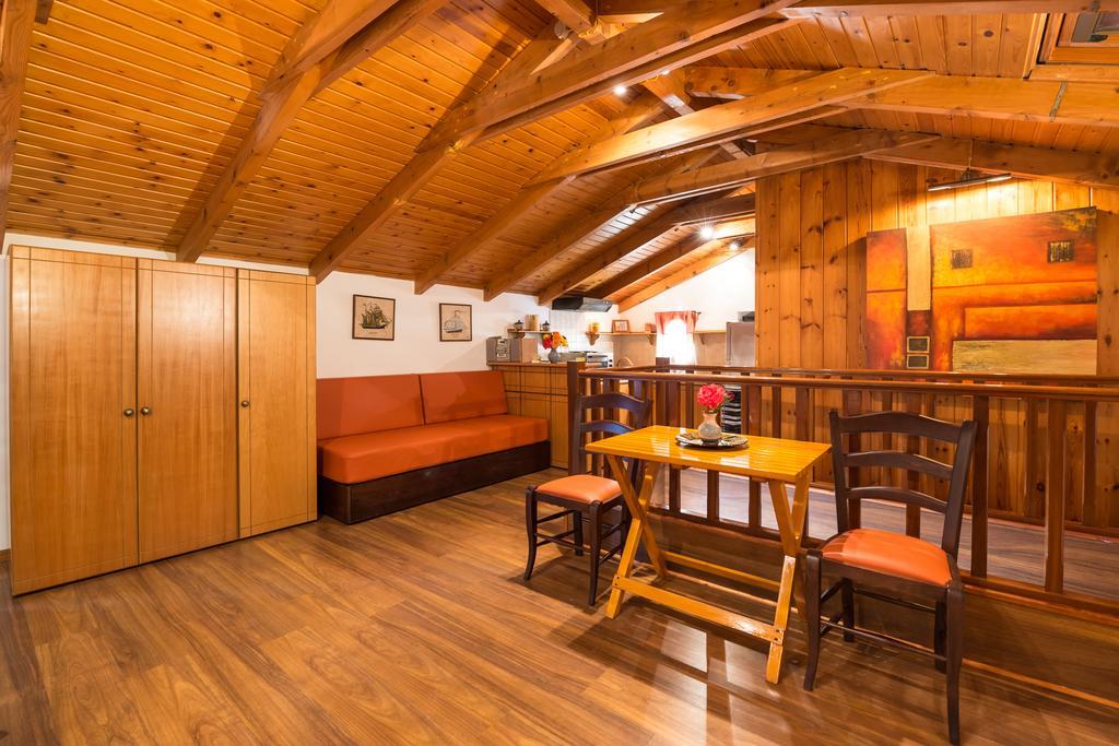扎卡迪斯海滩公寓式酒店 蒂锡利维 客房 照片